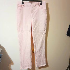 EUC ~Gloria Vanderbilt's Amanda Stlye Classic High Rise Tapered Jean (Size: 14P)